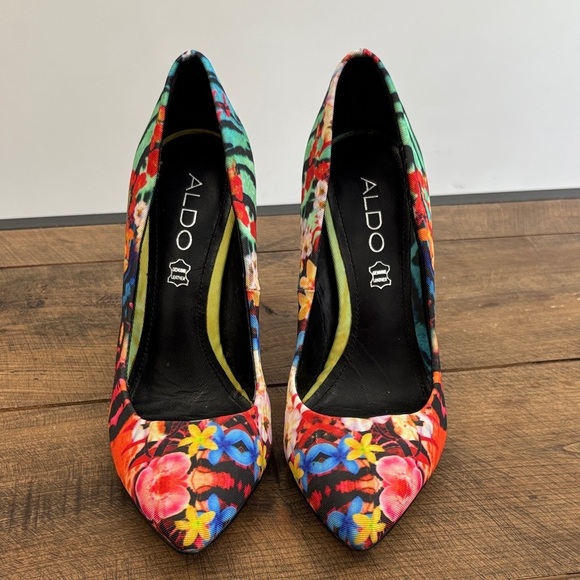 Aldo Multicolor Floral Heels - Picture 3 of 9